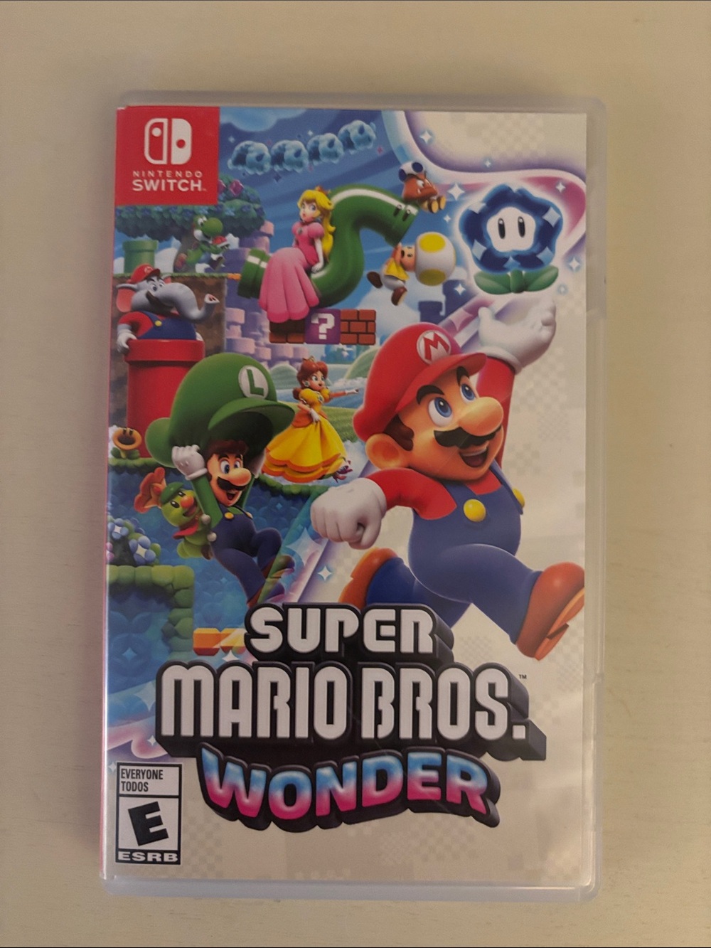 Nintendo Super Mario Bros. Wonder - Red, Green, Blue Cover